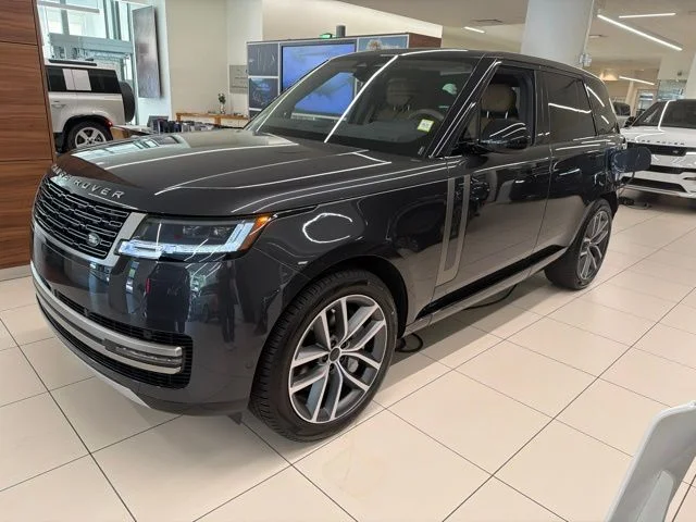 2026 Land Rover Range Rover Plug-In Hybrid SE