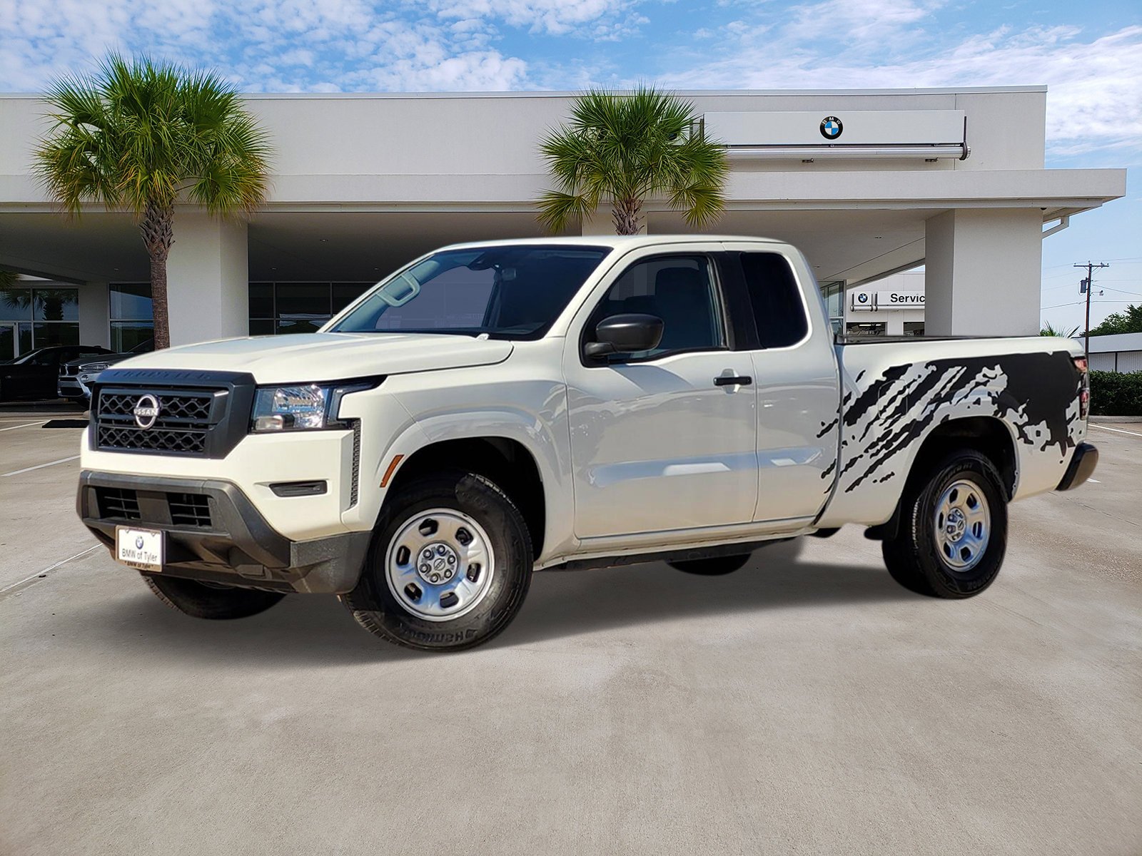 2024 Nissan Frontier S