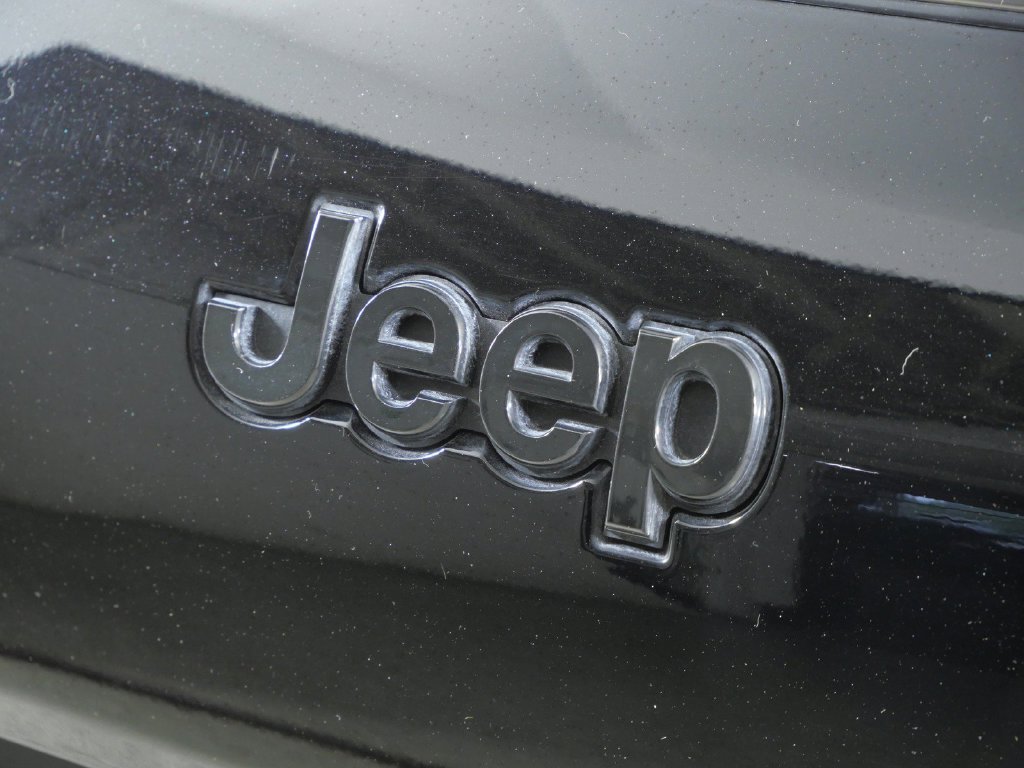 Used 2021 Black Jeep Limited image 12