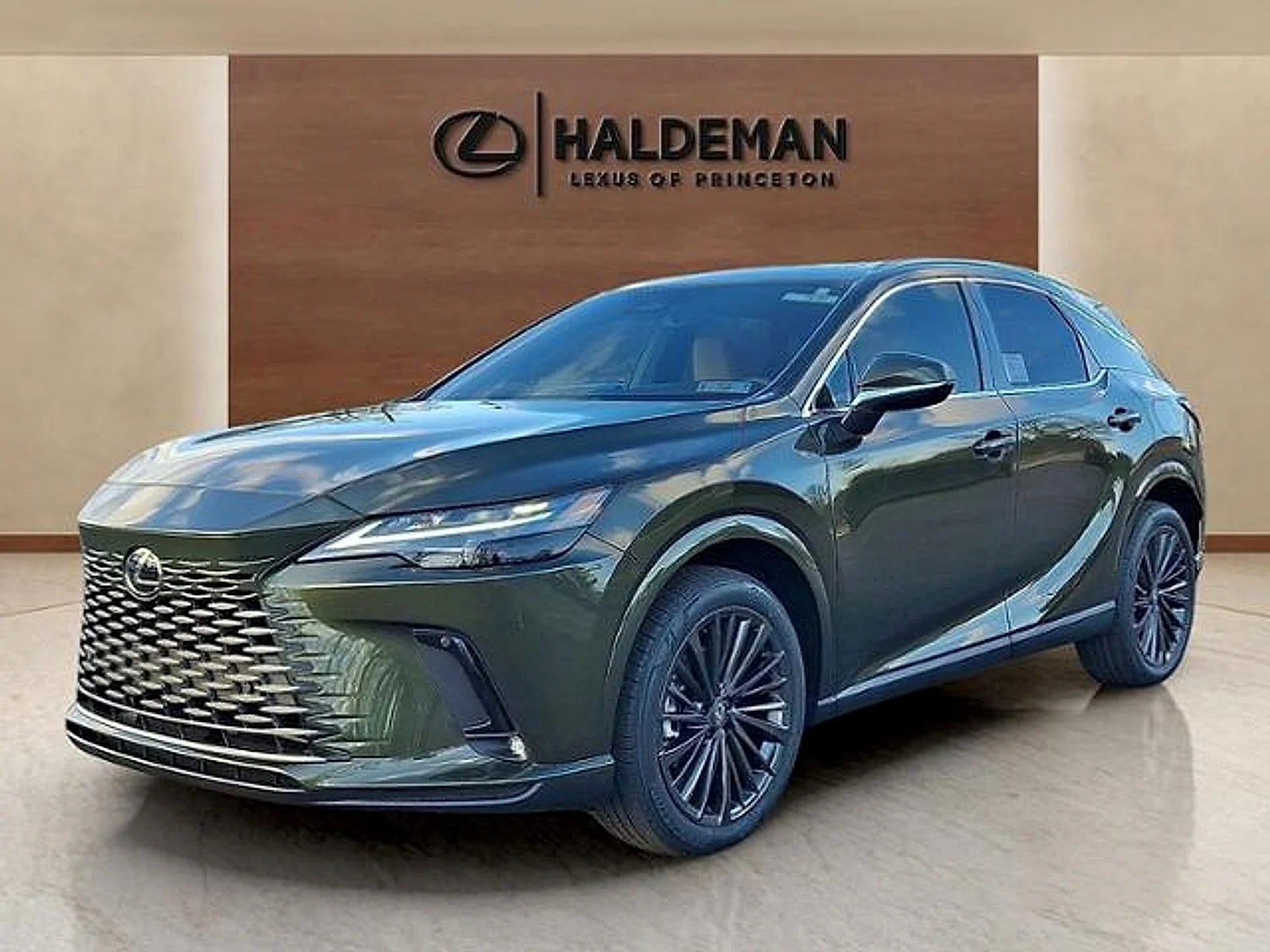 New 2026 Nori Green Pearl Lexus Premium image 2