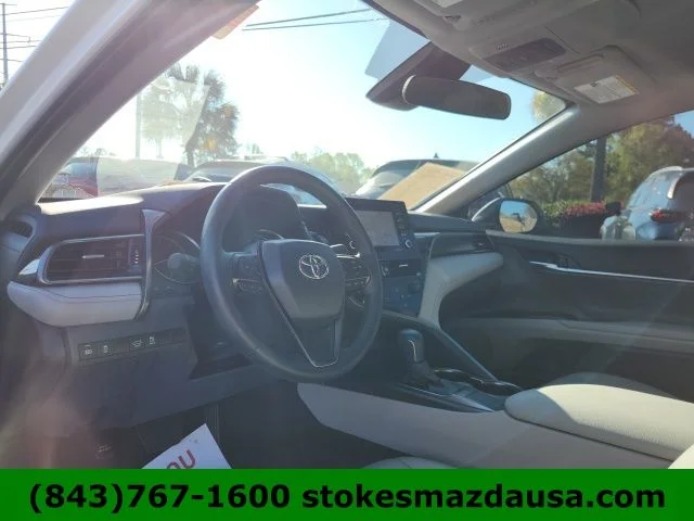 Used 2024 White Toyota SE image 14