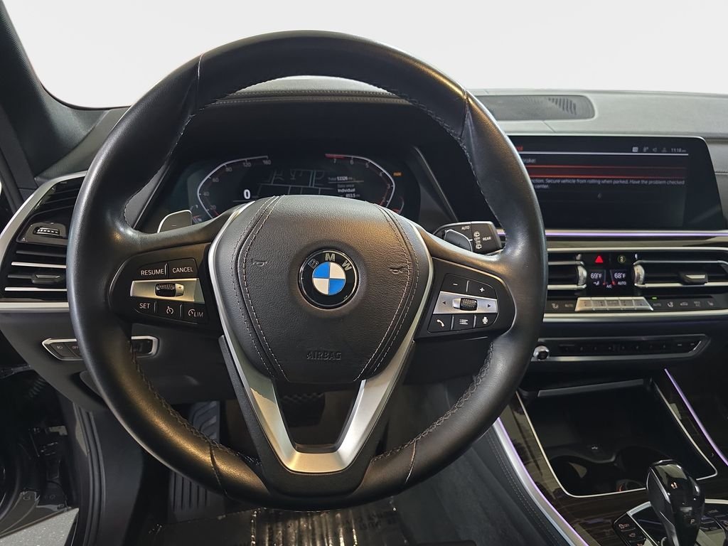 Used 2020 Dark Graphite Metallic BMW sDrive40i image 19