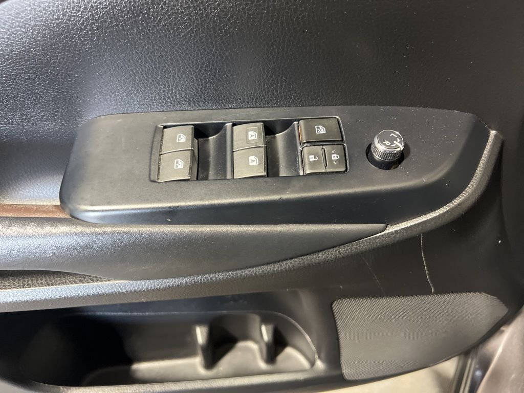 Used 2019 Gray Toyota XLE image 30