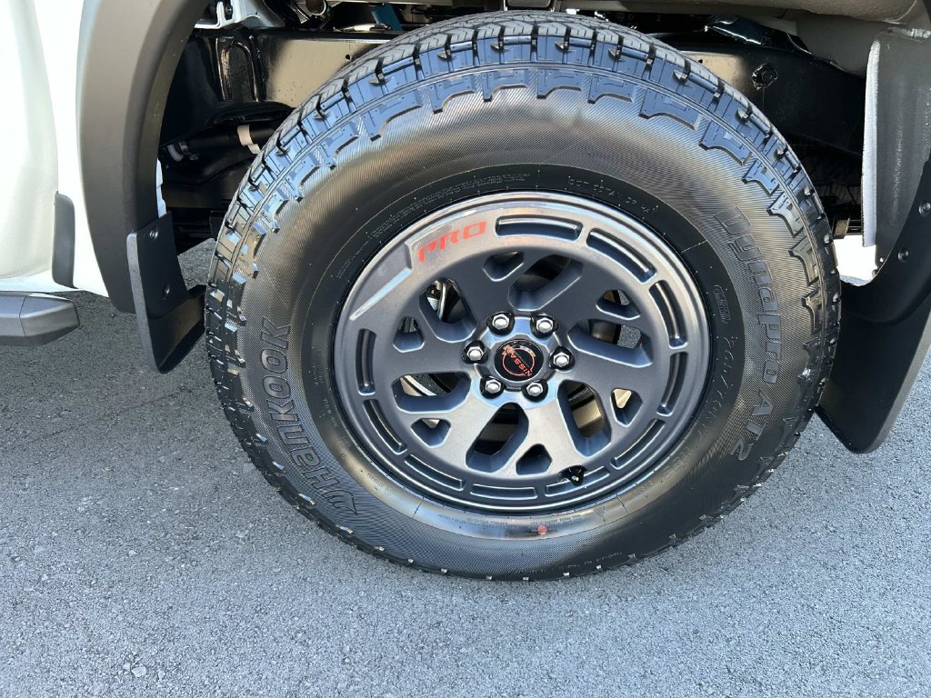 New 2027 Glacier White Nissan PRO-4X image 9