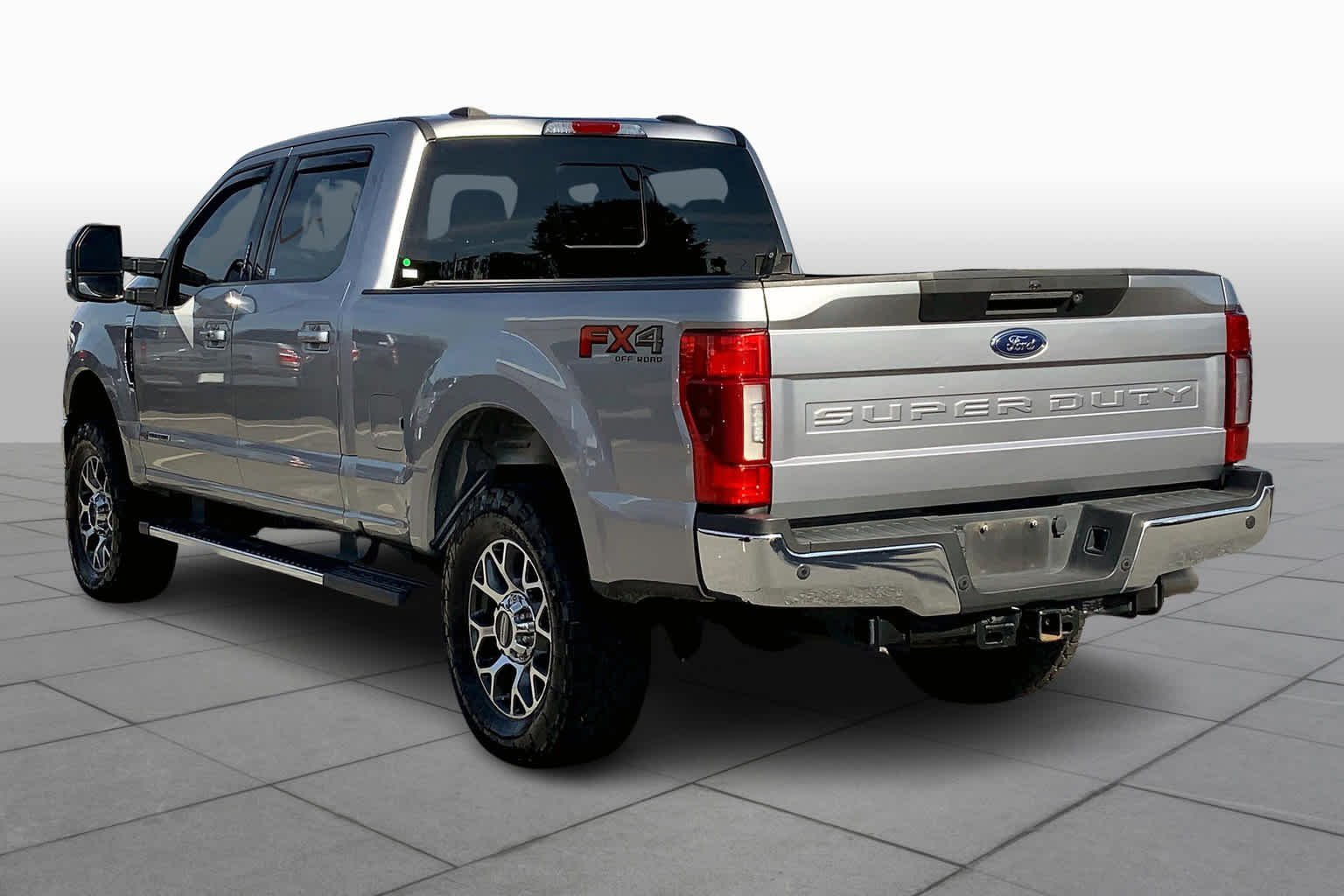 Used 2020 Iconic Silver Metallic Ford LARIAT image 11