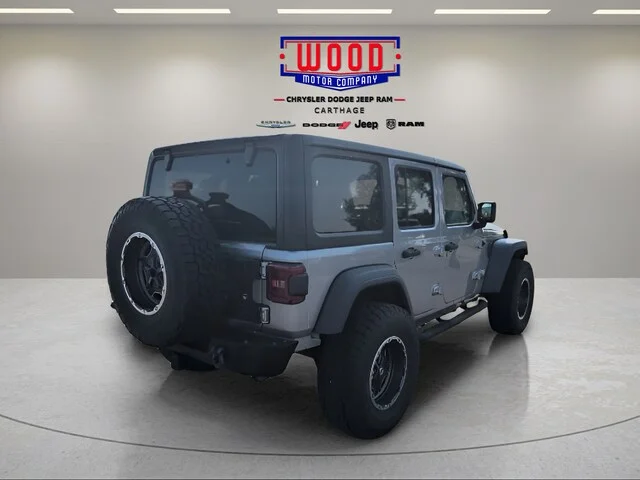 Used 2018 Billet Silver Metallic Clearcoat Jeep Unlimited Sport S image 2
