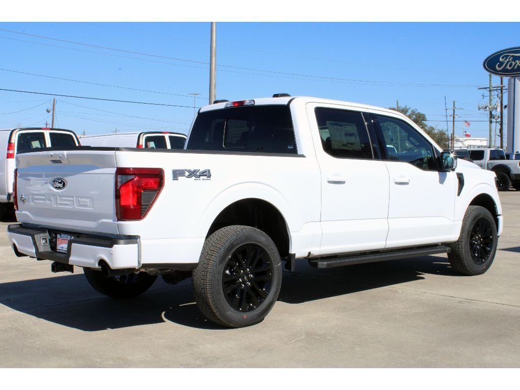 New 2026 Oxford White Ford XLT image 28