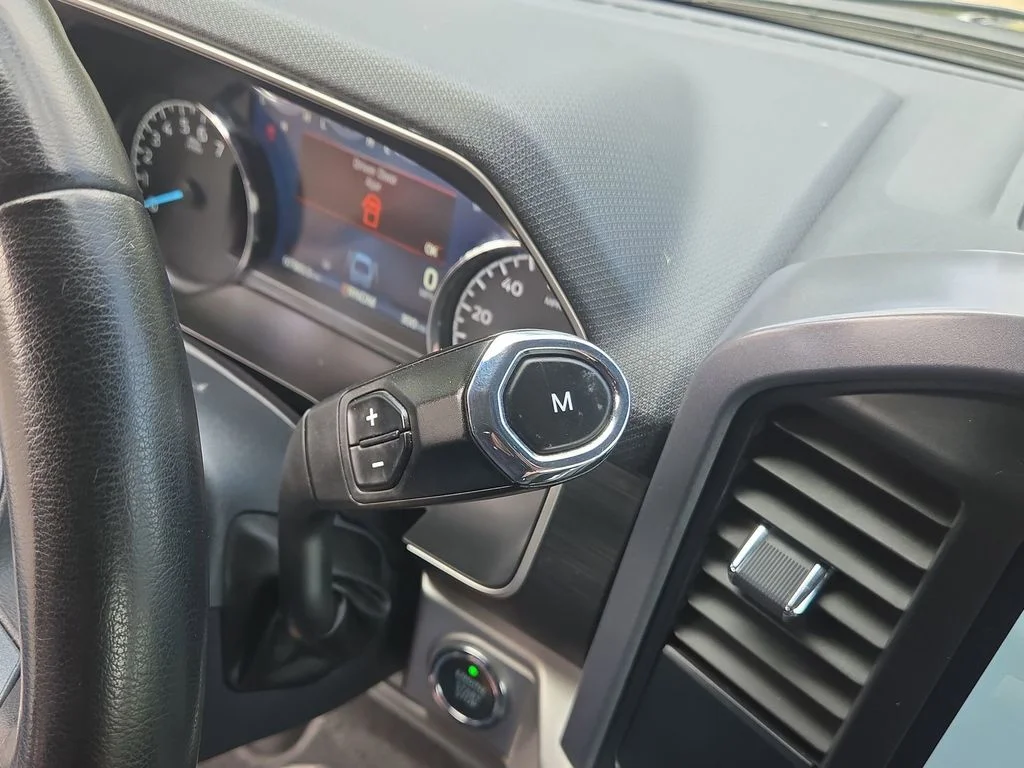 Used 2023 Blue Metallic Ford XLT image 39