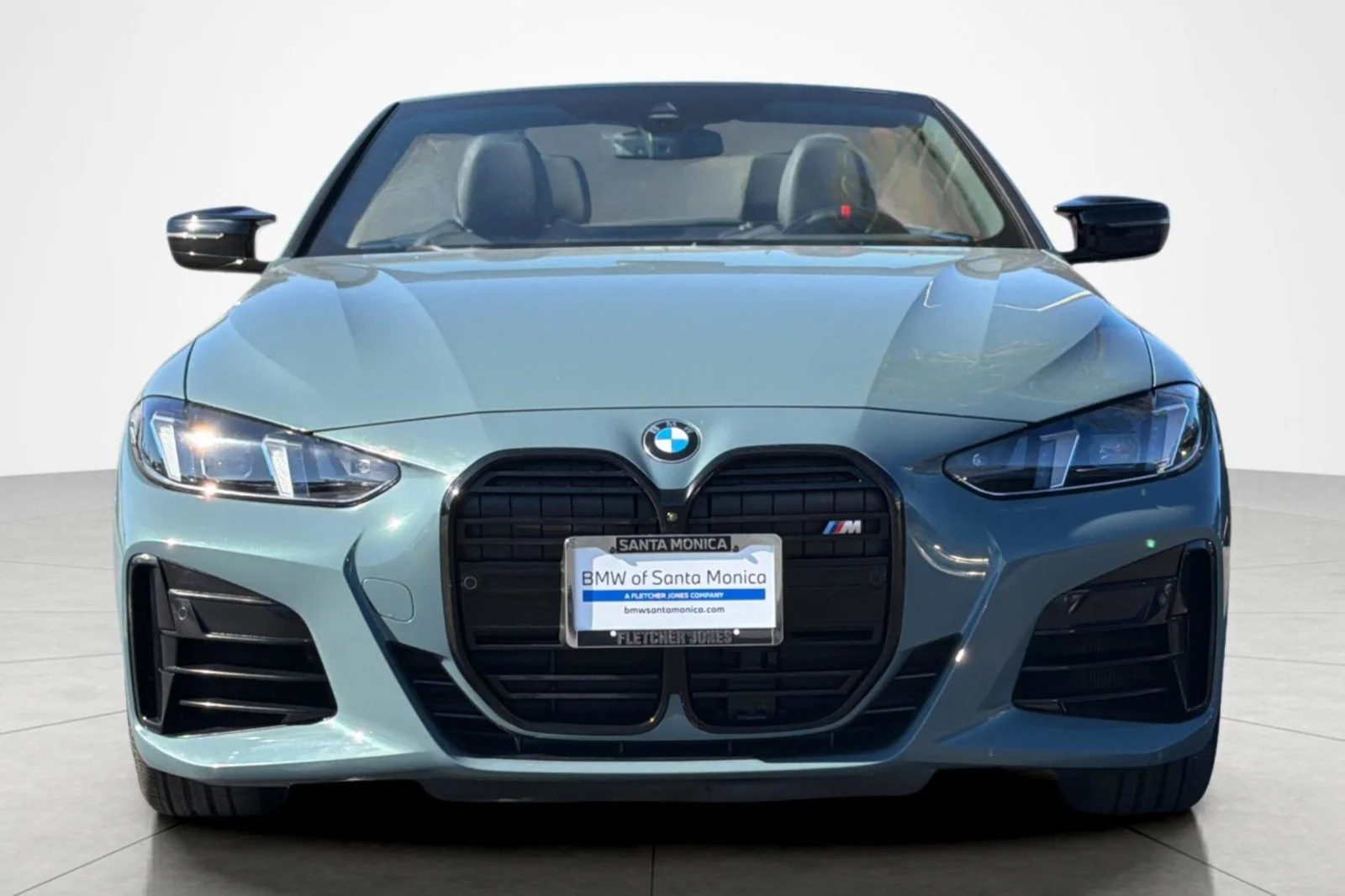 Used 2025 Cape York Green Metallic BMW M440i xDrive image 8