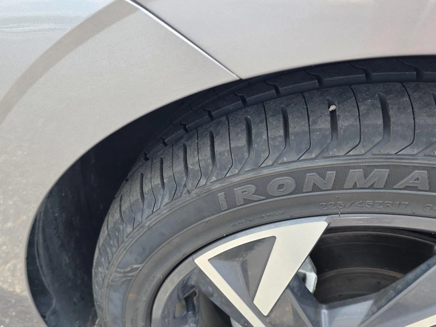 Used 2025 Fluid Metal Hyundai SEL Convenience image 31