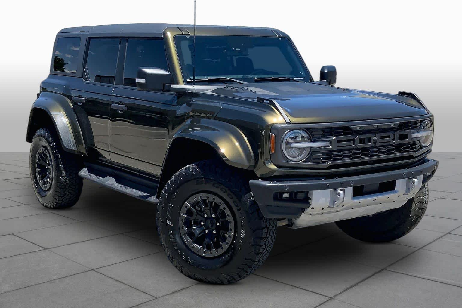 Used 2024 Shelter Green Metallic Ford Raptor image 3