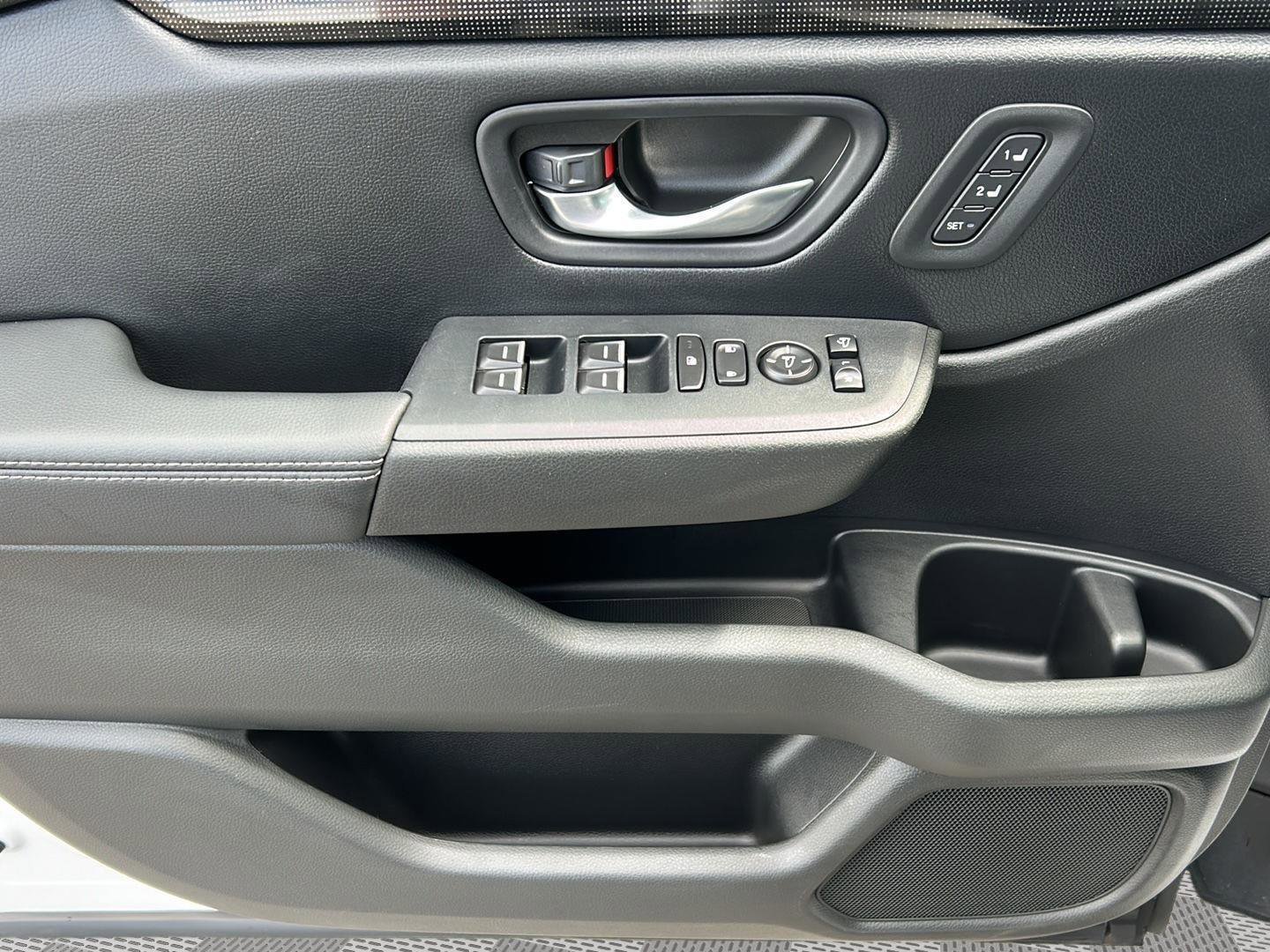 2023 Honda Pilot Elite - Photo 39