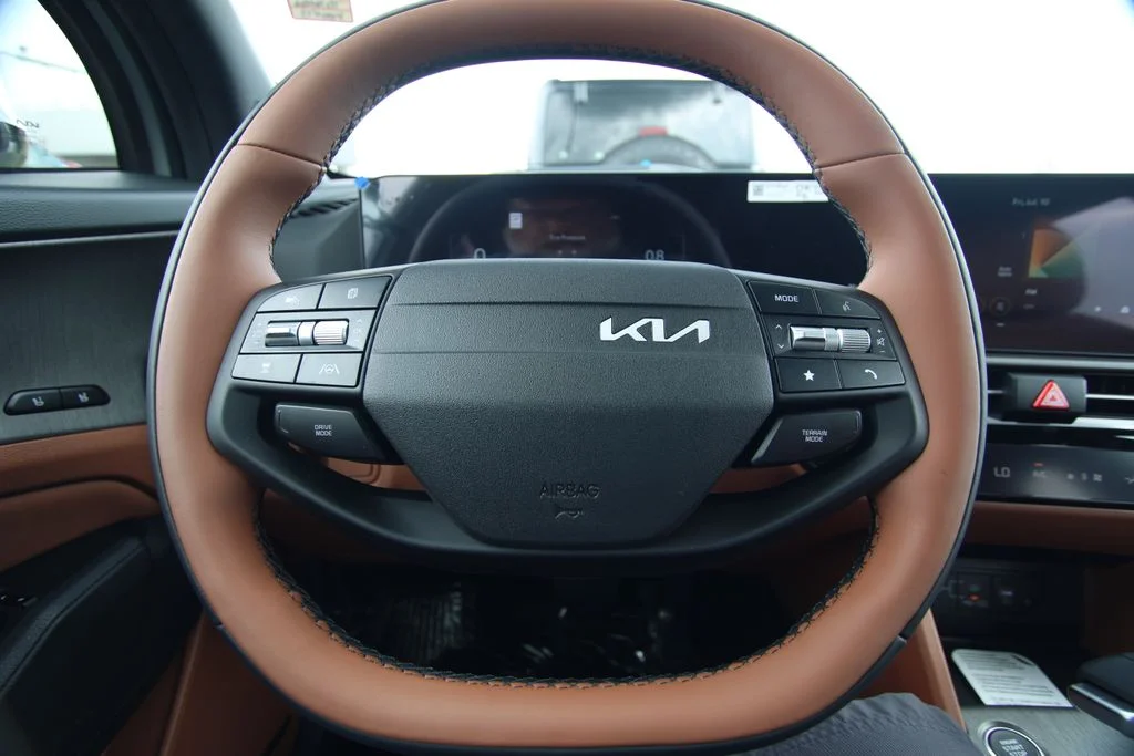 New 2026 Gray Kia  image 19
