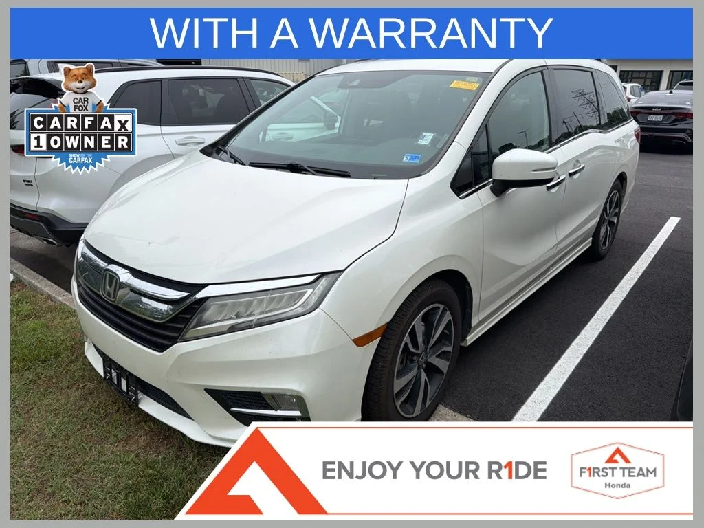 2018 Honda Odyssey Elite's photo