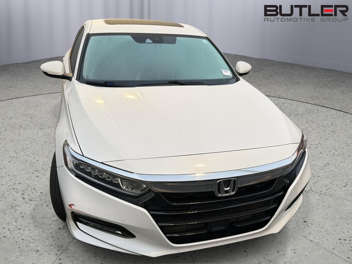 Used 2019 Platinum White Pearl Honda EX-L image 4