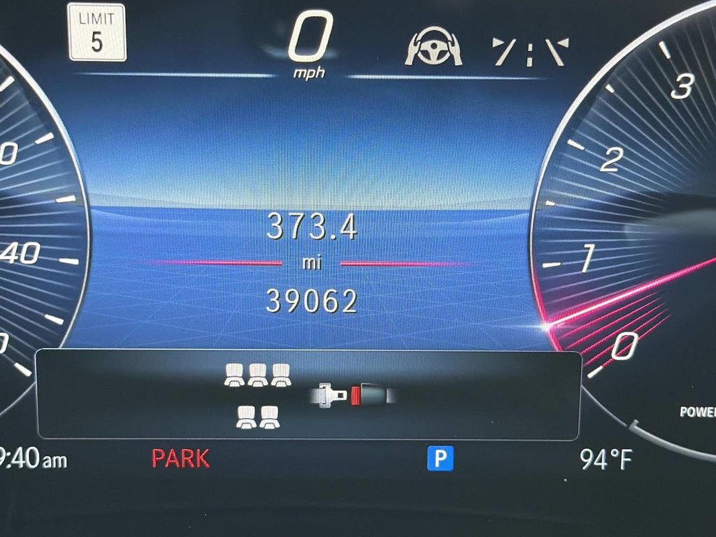 Certified Used 2024 White Mercedes-Benz GLE 450 image 27