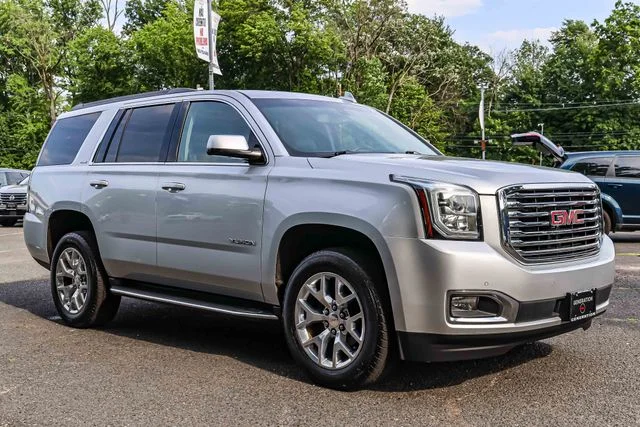 2017 GMC Yukon 4WD SLE's photo