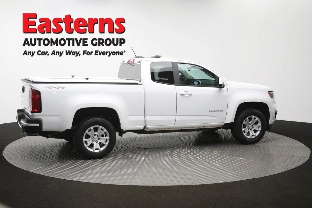 Used 2022 White Chevrolet LT image 46