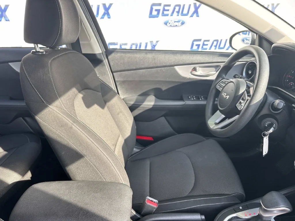 Used 2024 Gray Kia LXS image 20