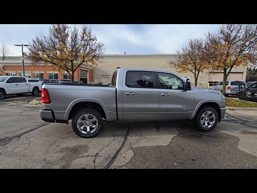New 2026 Billet Silver Metallic Clearcoat RAM Big Horn/Lone Star image 16