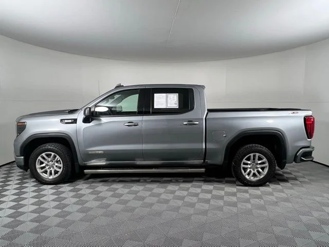 Used 2023 Sterling Metallic GMC Elevation image 4