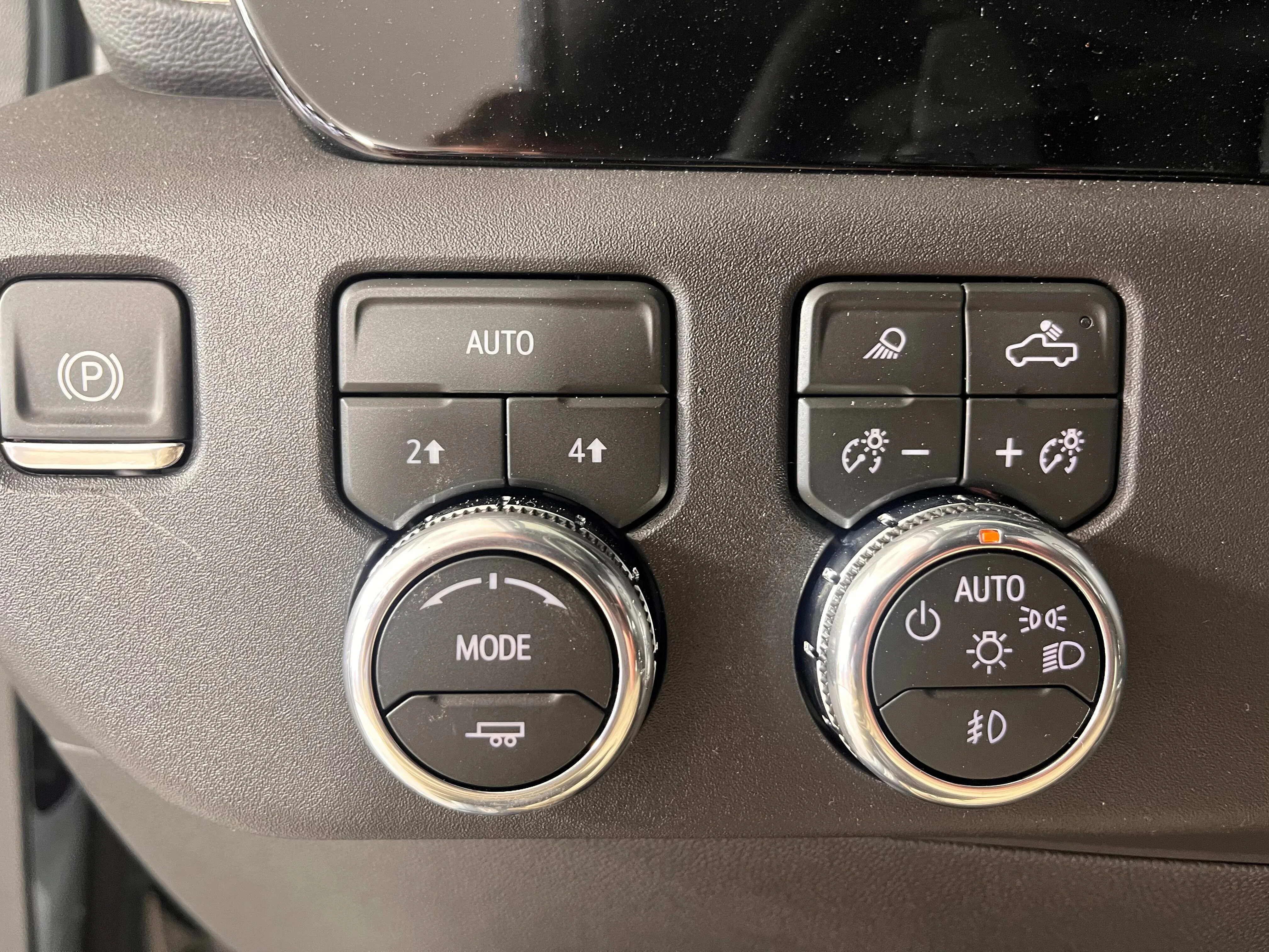 2026 GMC Sierra 1500 SLT - Photo 15