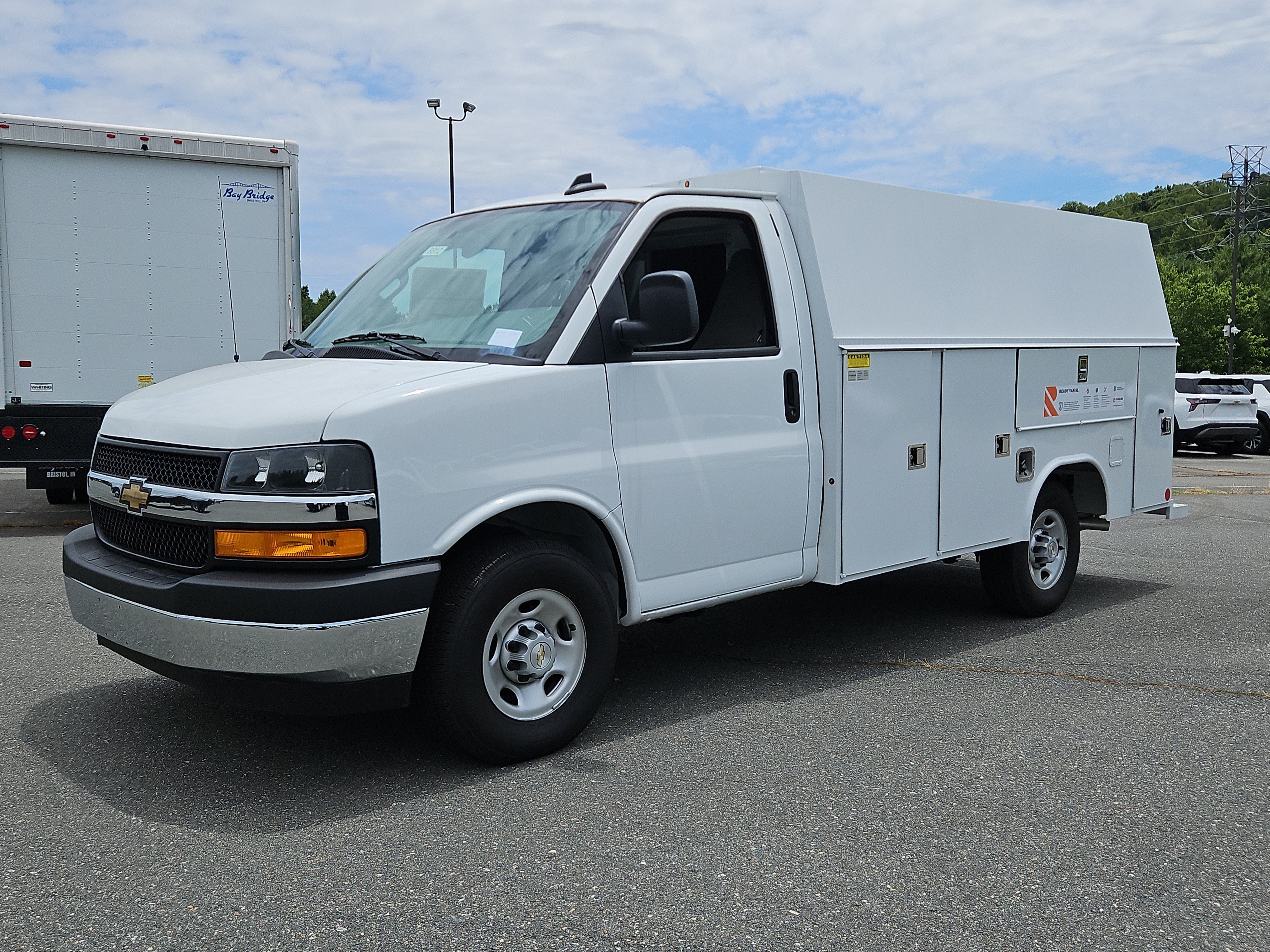 2025 Chevrolet Express Cutaway