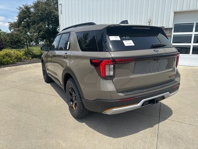 New 2026 Gray Ford Tremor image 7