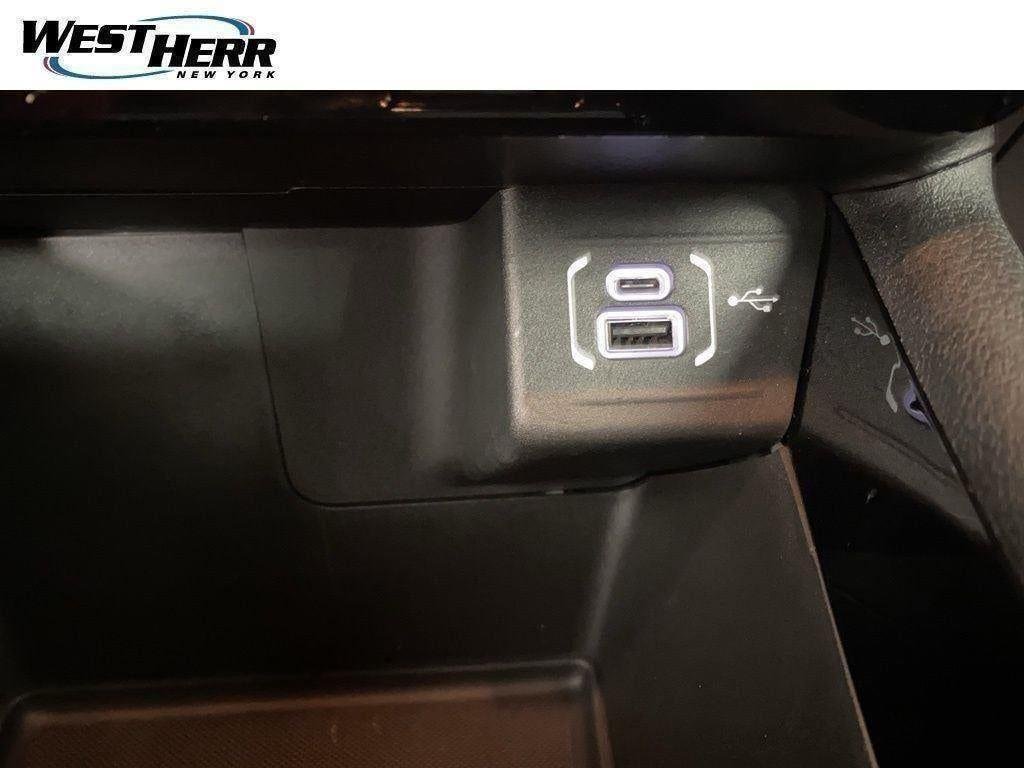 Used 2026 Hydro Blue Pearlcoat Jeep Limited Altitude image 37