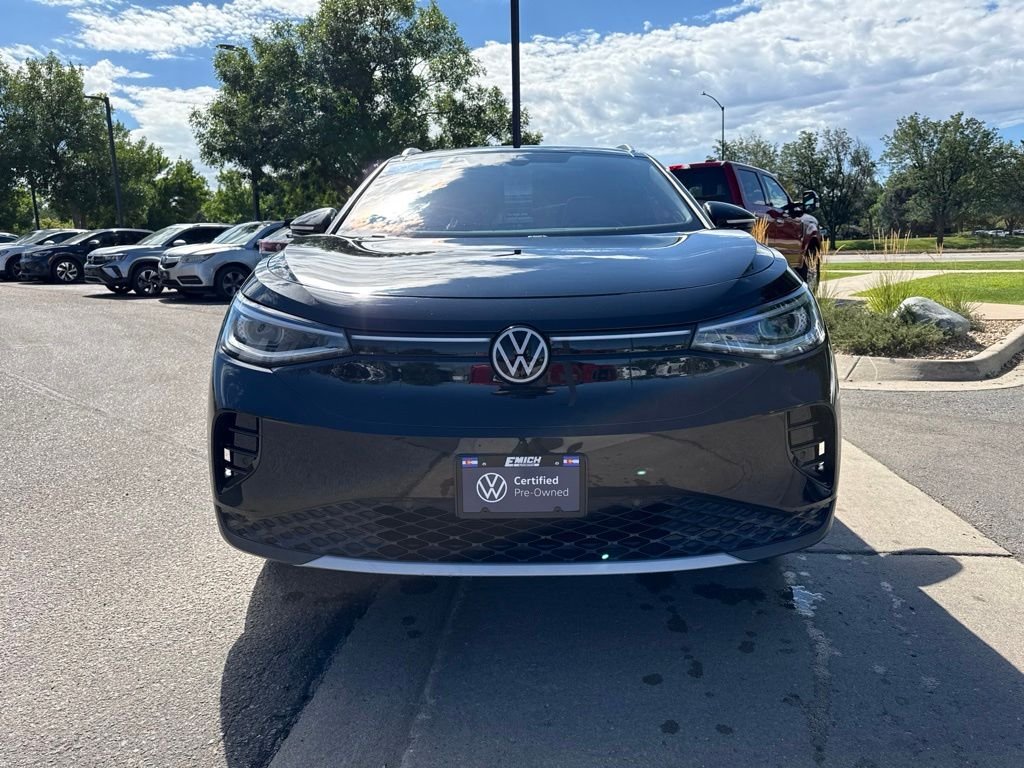 Certified Used 2023 Deep Black Pearl Volkswagen Pro S Plus image 9