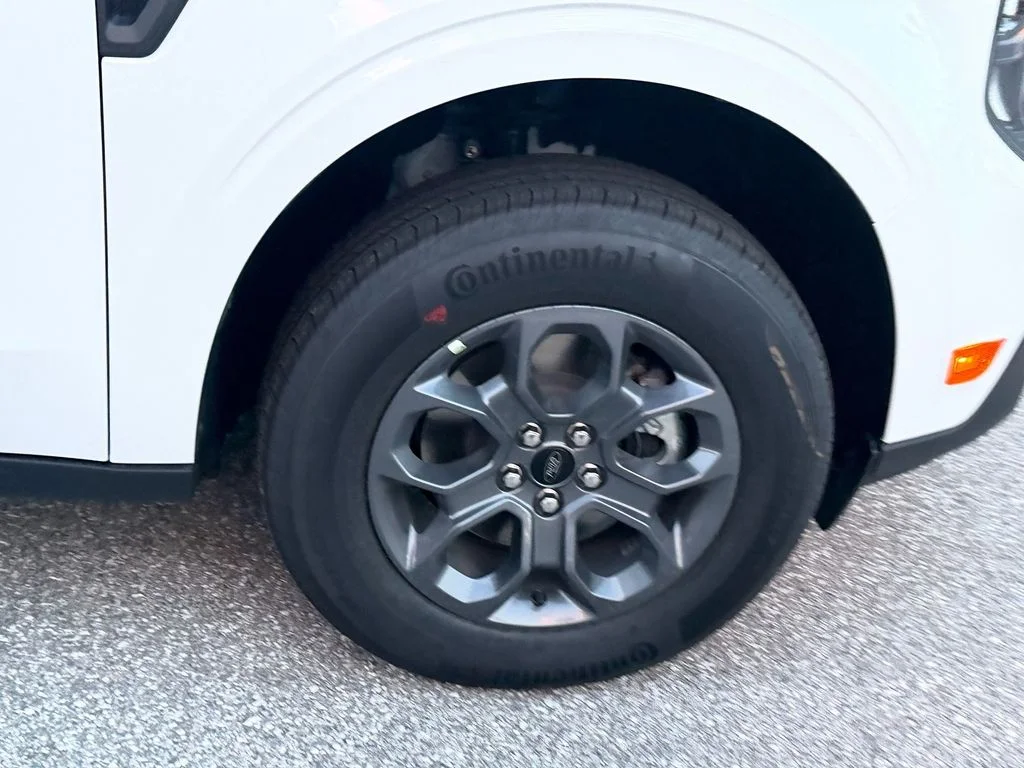 New 2026 White Ford XLT image 9