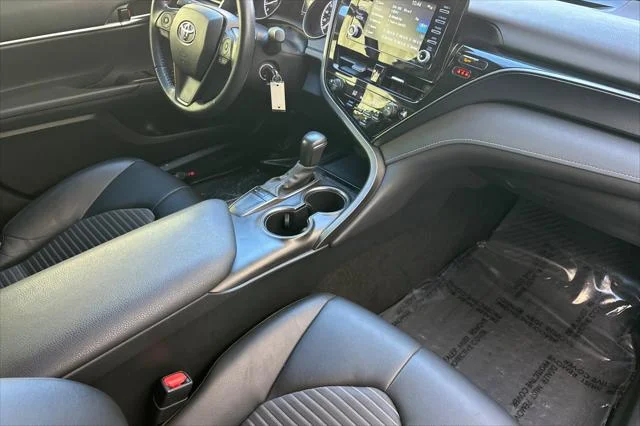 Certified Used 2022 ICE CAP Toyota  image 12