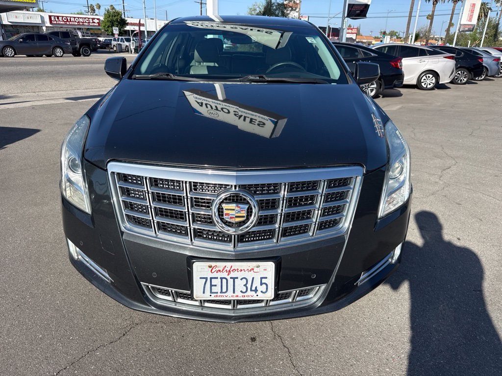 Used 2014 Gray Cadillac Luxury image 3