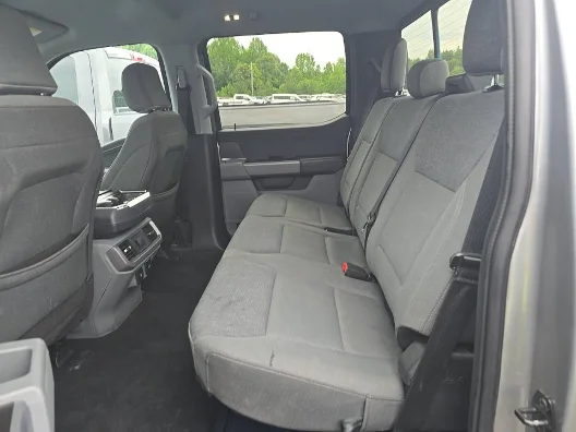 Used 2024 Silver Ford XLT image 23