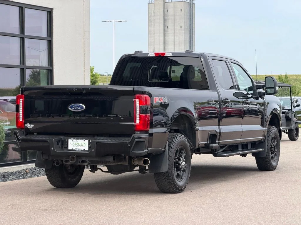 Used 2023 Black Ford XLT image 5