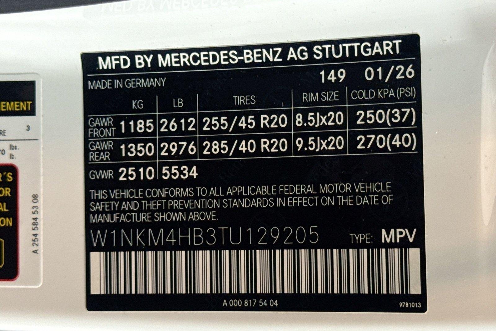 New 2026 Polar White Mercedes-Benz GLC 300 image 30