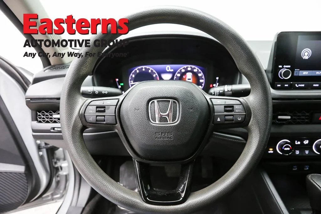 Used 2024 Gray Honda EX image 10