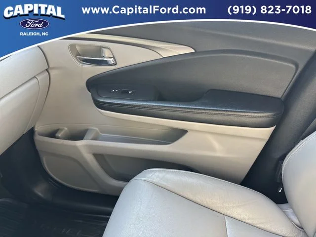 Used 2021  Honda Special Edition image 29