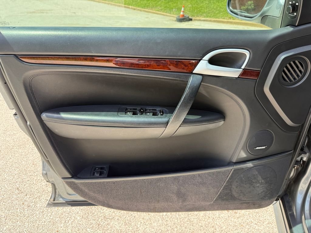 Used 2005  Porsche Turbo image 13