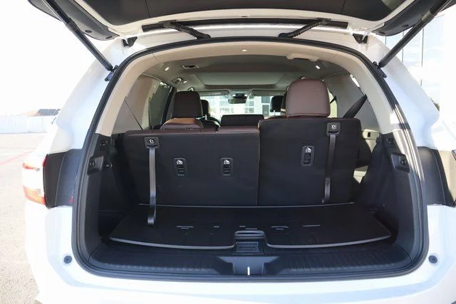 New 2026 Platinum White Pearl Honda AWD Touring Blackout image 9