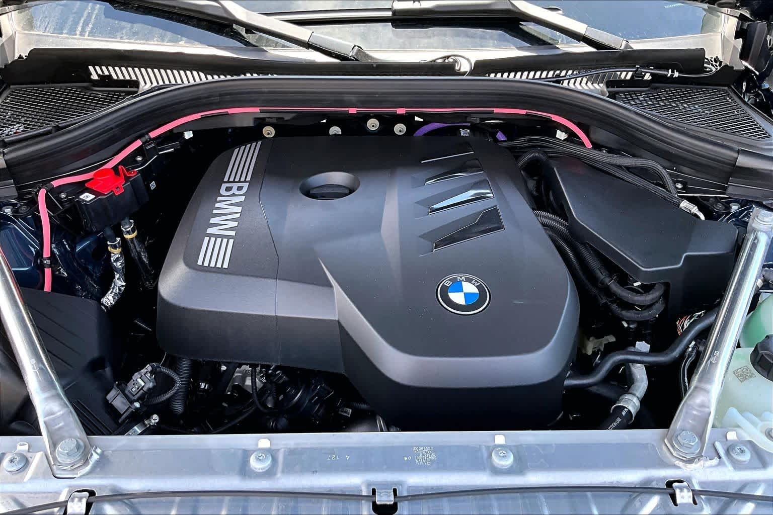 New 2026 Arctic Race Blue Metallic BMW 30 xDrive image 16