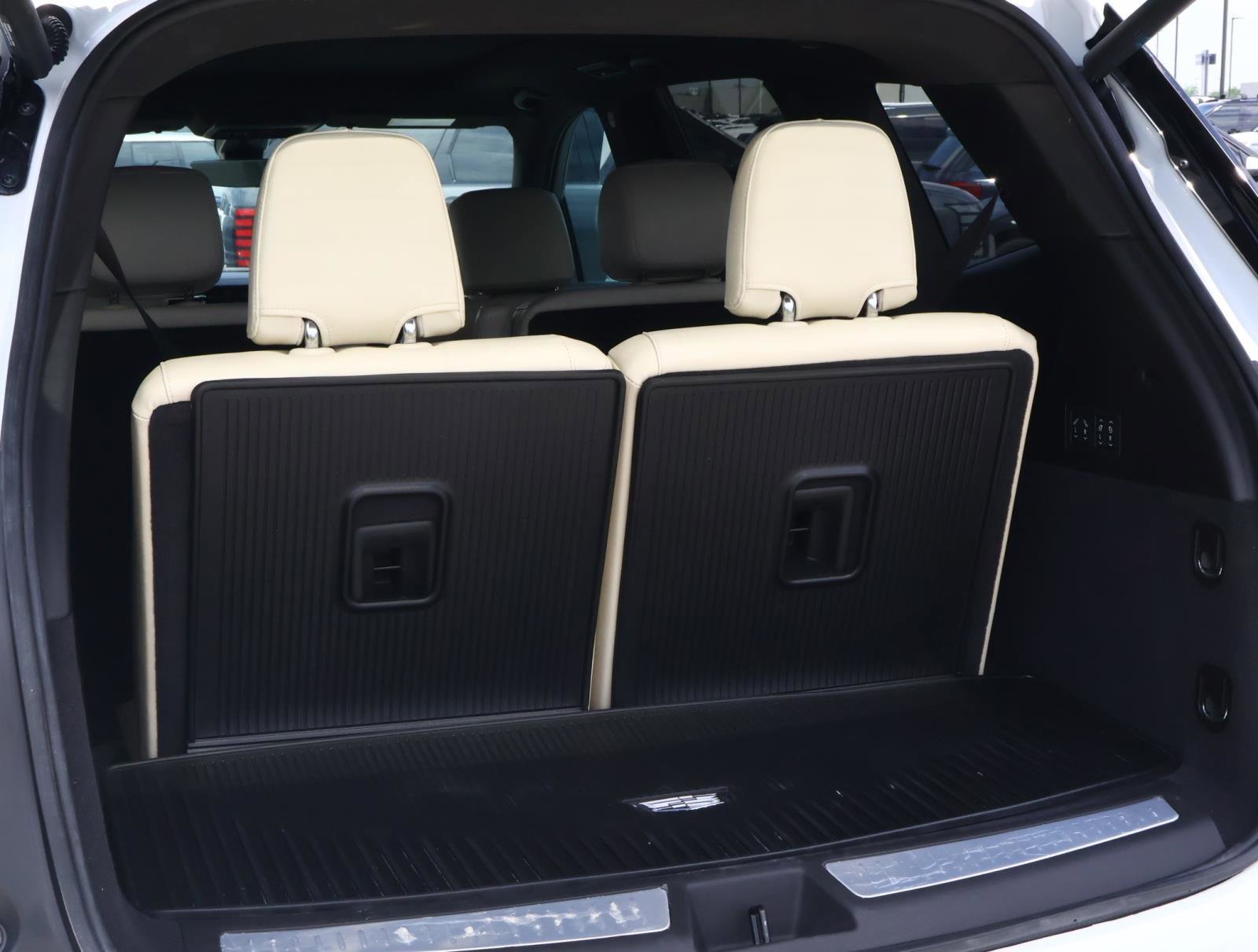 2025 Cadillac XT6 Sport - Photo 25