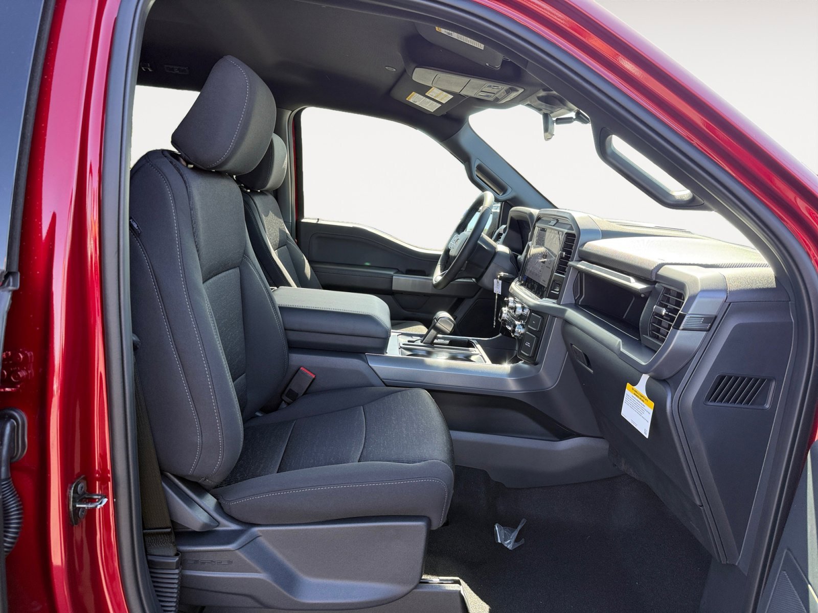New 2026 Ruby Red Metallic Tinted Clearcoat Ford XLT image 19