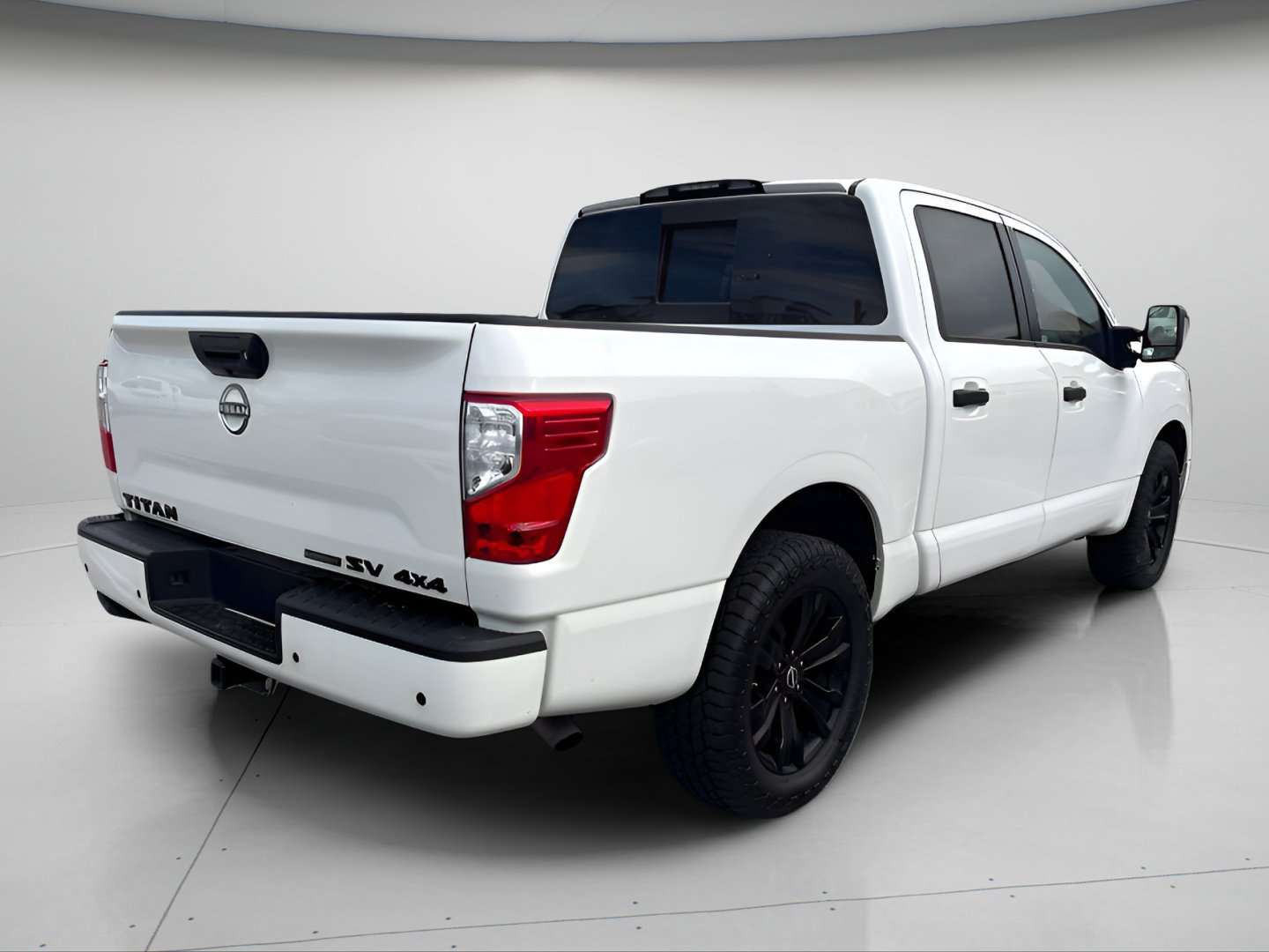 Used 2023 Glacier White Nissan SV image 6