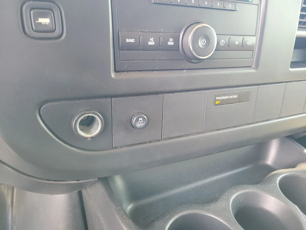 Used 2012 White GMC Work Van image 31