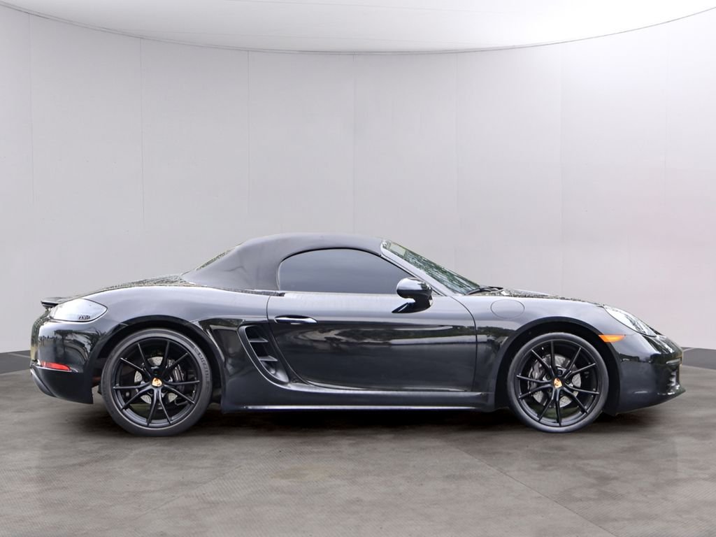 Used 2024 Black Porsche  image 9
