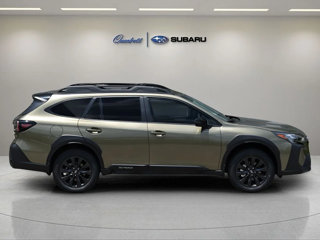 Used 2025 Autumn Green Metallic Subaru Onyx Edition image 3