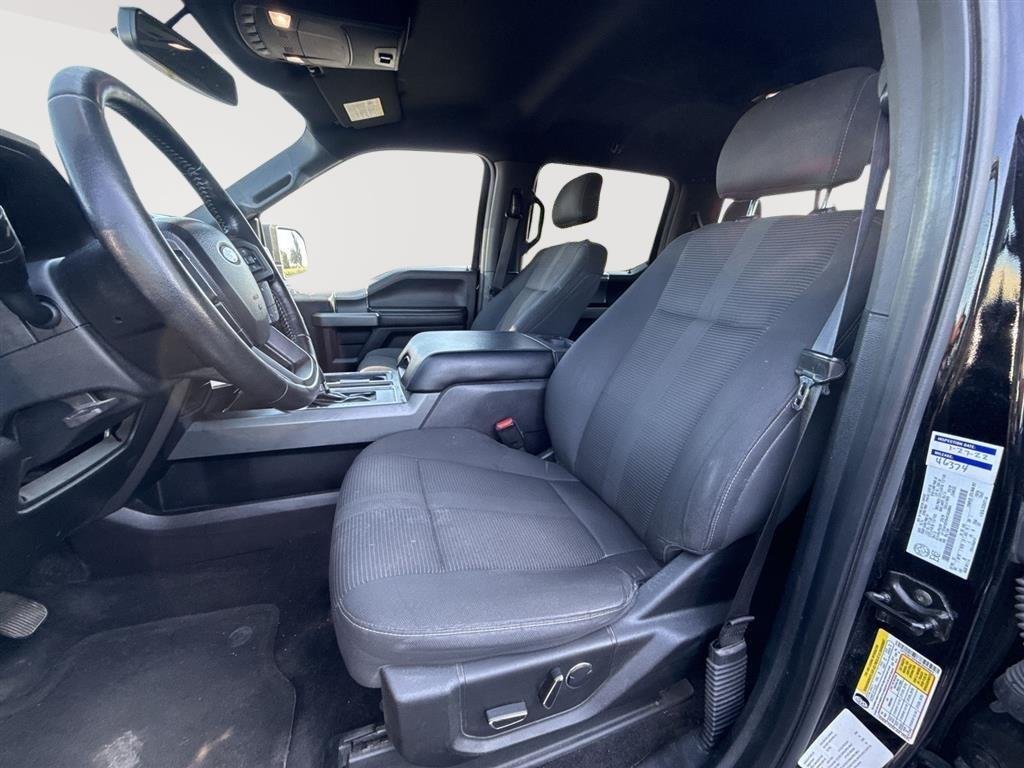 Used 2017 Shadow Black Ford XLT image 5