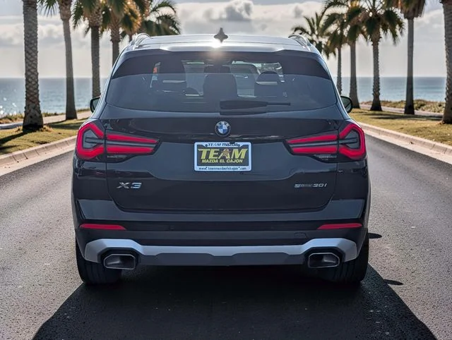 Used 2023 Black BMW sDrive30i image 6