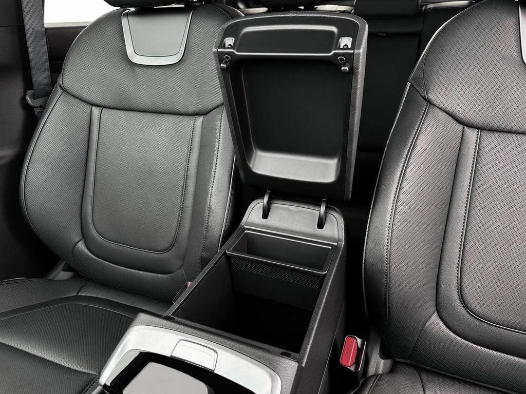 2025 Hyundai Santa Cruz Limited - Photo 19